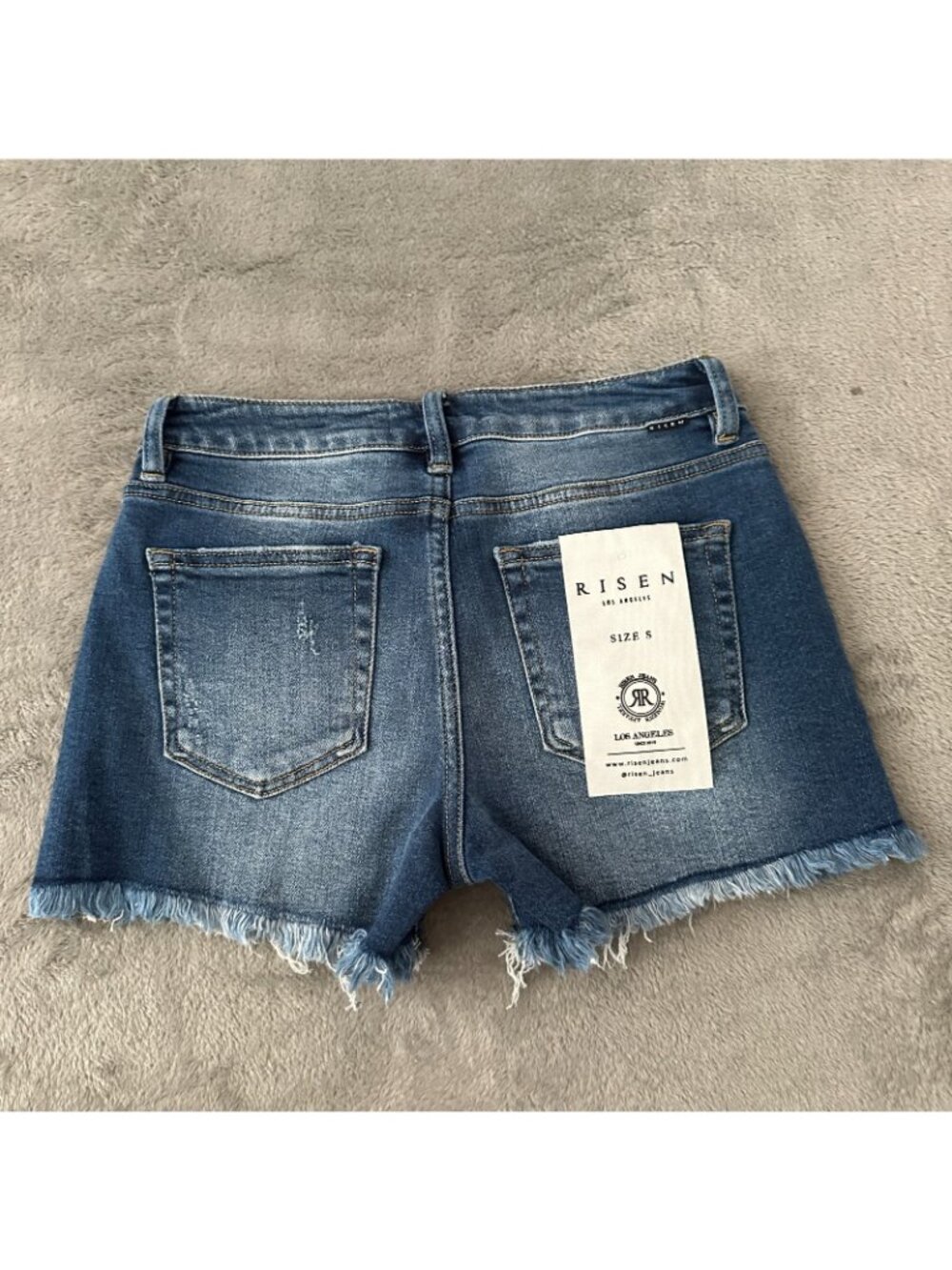 NWT Risen Los Angeles Dark Frayed Shorts High Rise Stretch SMALL - Picture 5 of 8